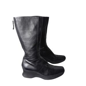 Prada Linea Rossa Aero Leather Paltform Boots FW 1999 

Size 37